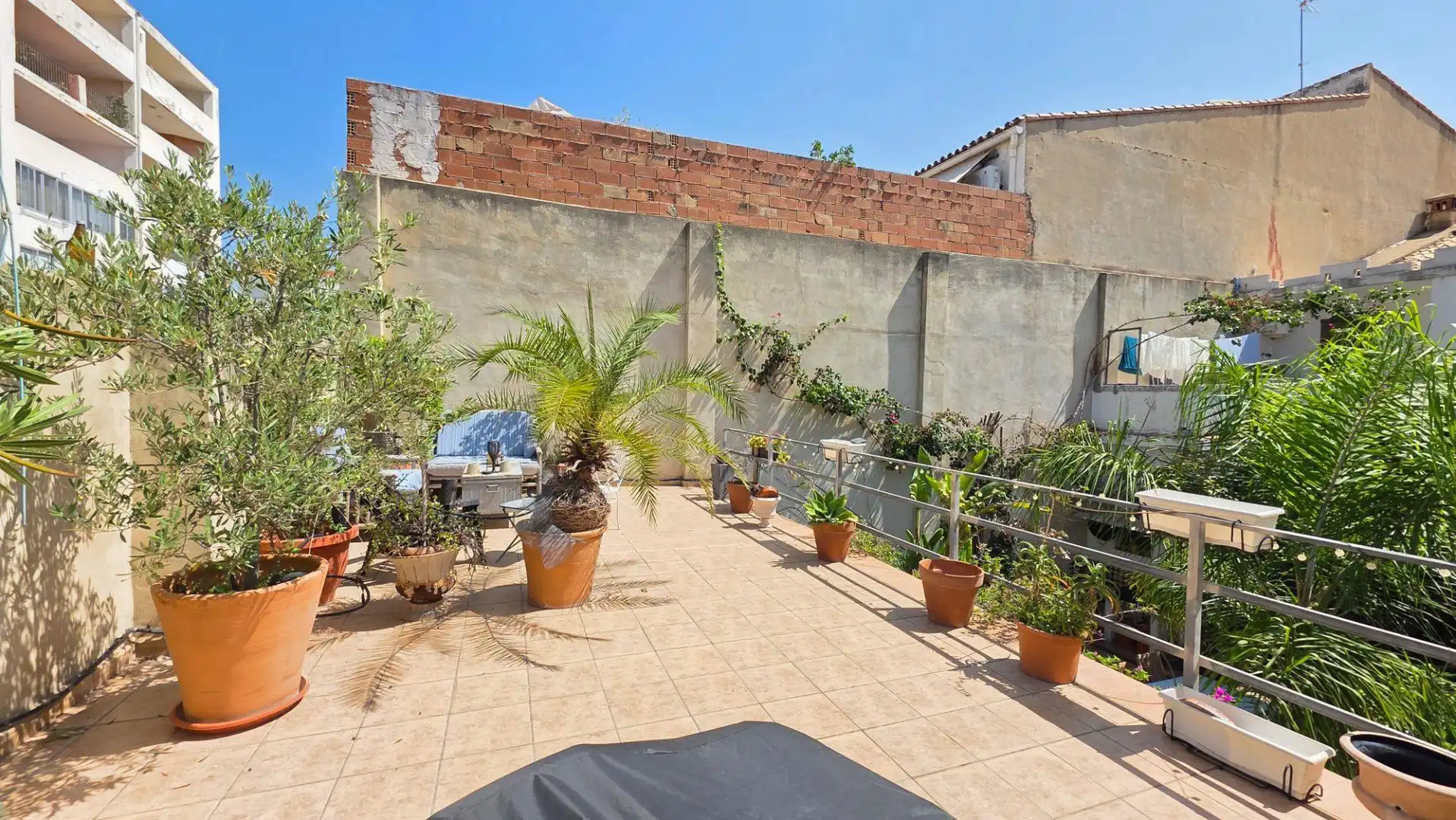 Terrassa de Casa o xalet en venda en El Real de Gandia amb Aire condicionat, Calefacció i Jardí privat