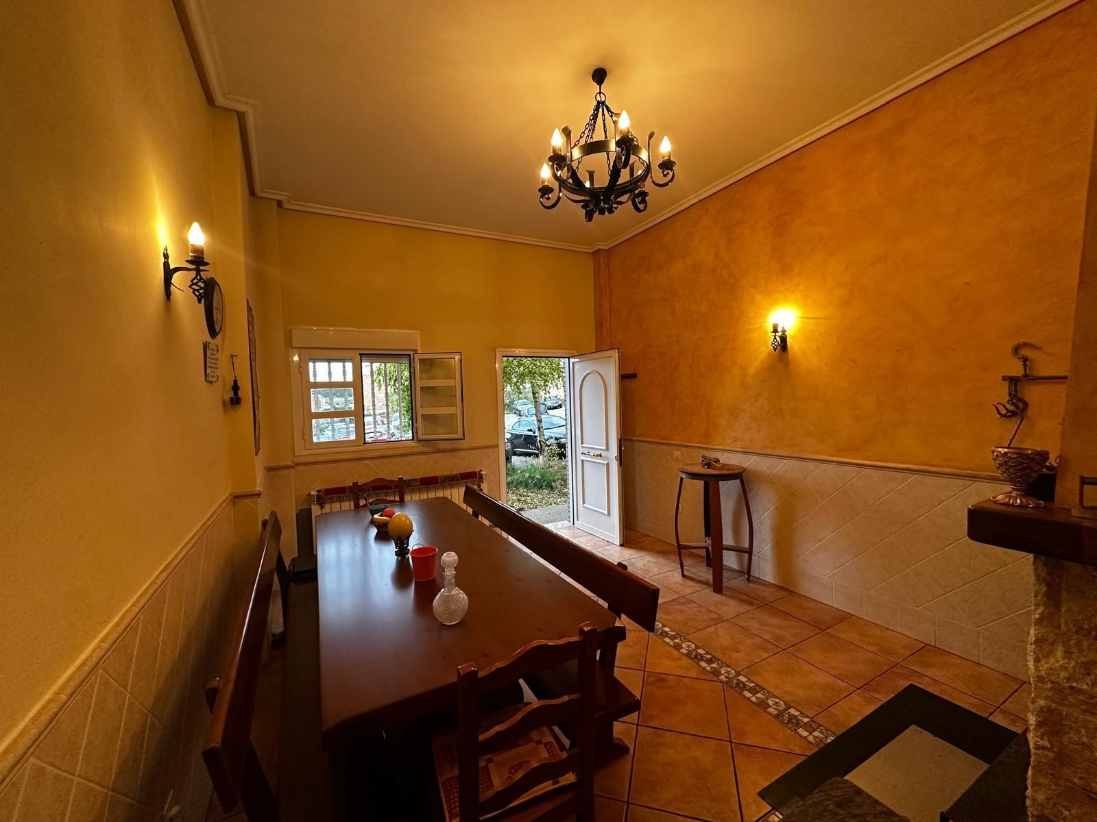 Premises for sale in Constitucion, Villamediana de Iregua