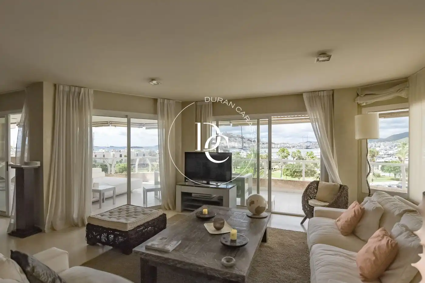 Appartamento con terrazza in vendita a Marina Botafoc - Platja de Talamanca, imagen 8