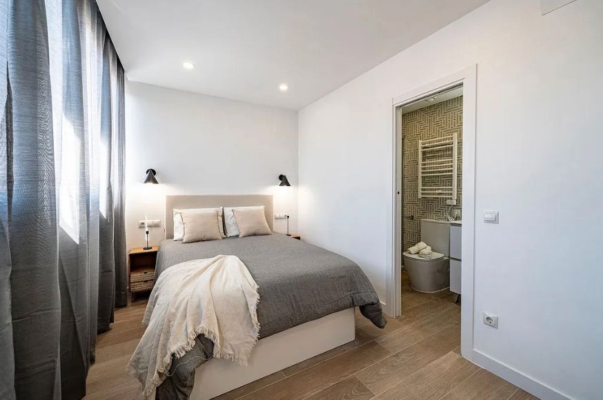 Dormitori de Estudi de lloguer en Bilbao  amb Moblat i Es permeten mascotes