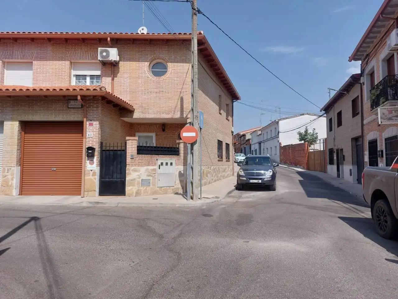 Casa aparellada en venda a Calle Argüelles, imagen 2