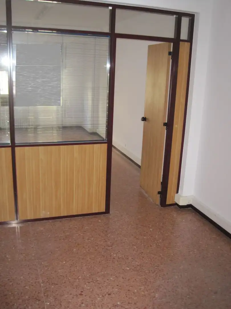 Ufficio con ascensore in affitto a Siervas de Jesús, imagen 15
