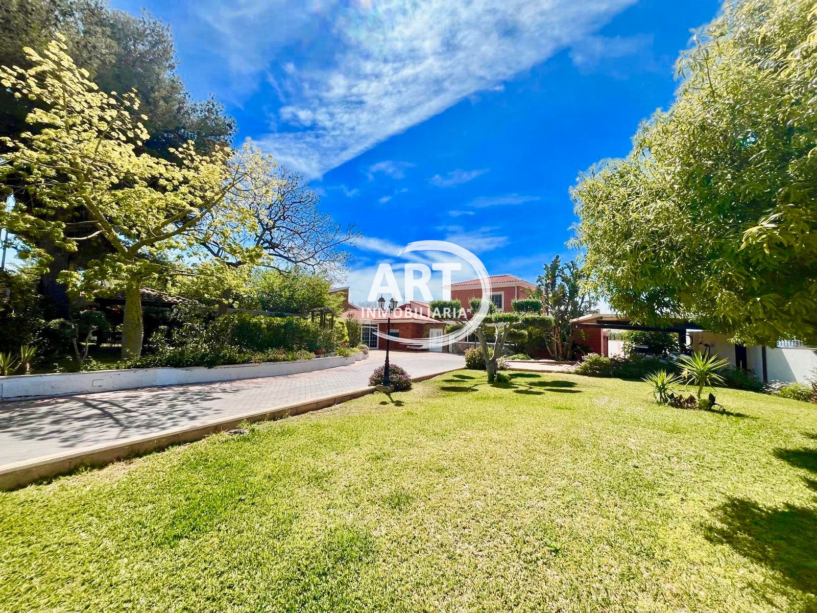 Exterior view of House or chalet for sale in Náquera  with Air Conditioner, Heating and Private garden