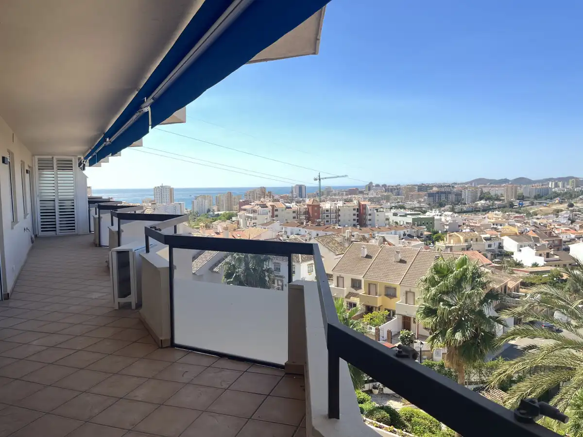 Exterior view of Apartments for sale in Fuengirola  with Air Conditioner, Heating and Terrace
