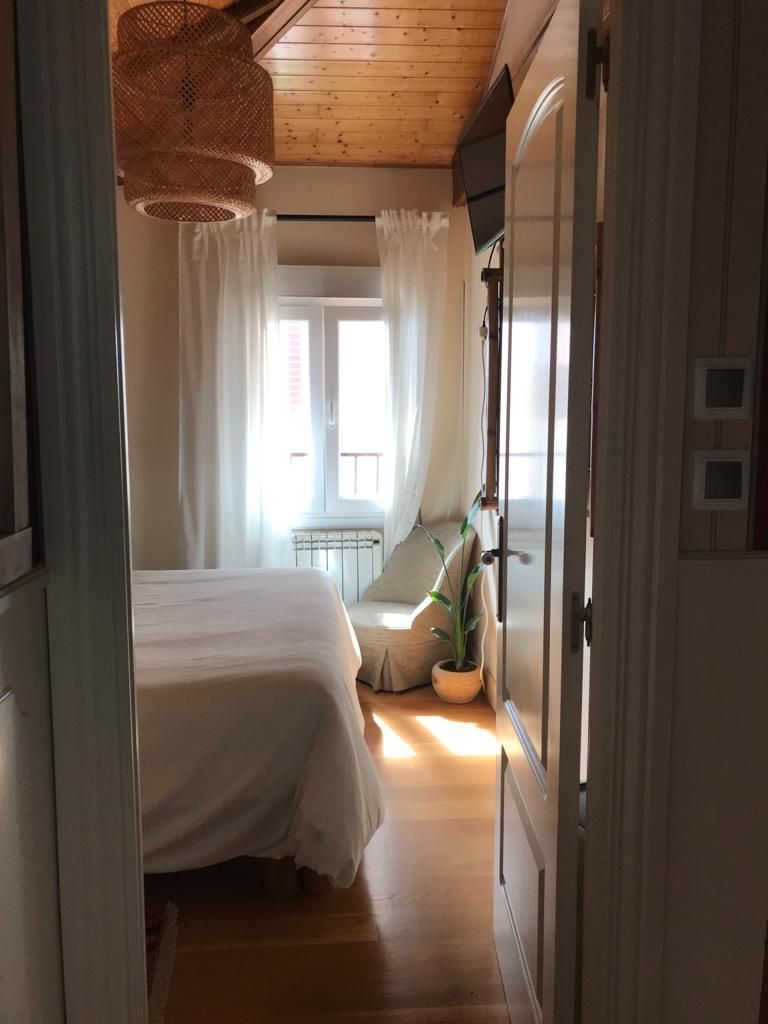 Bedroom of Flat for sale in Portugalete  with Storage room, Furnished and Oven