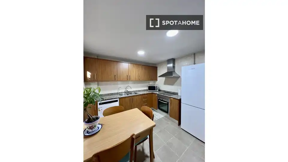 Cocina de Piso de alquiler en Moncada con Aire acondicionado, Calefacción y Amueblado