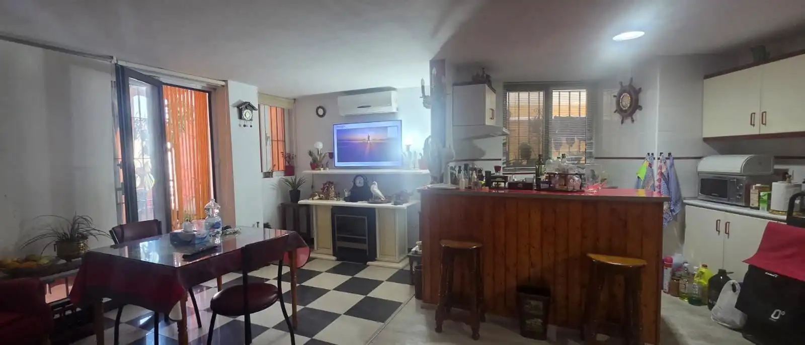 Piso en venta en Calle Casablanca, El Bajondillo