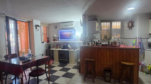 Foto 4 de Piso en venta en Calle Casablanca, El Bajondillo, Torremolinos