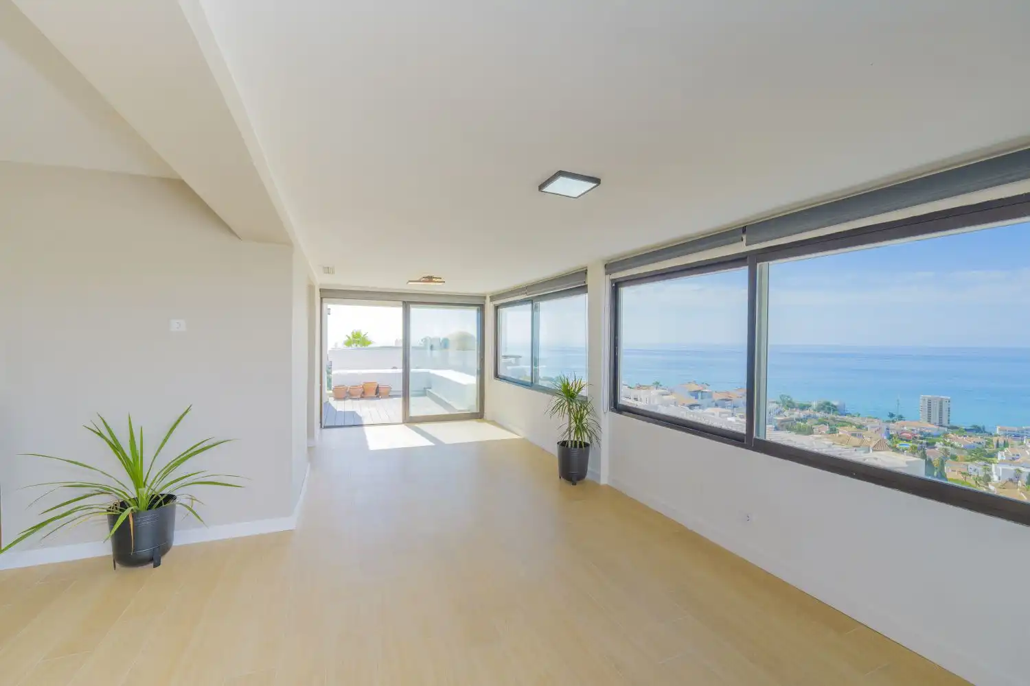 Bedroom of Attic for sale in Mijas  with Heating, Terrace and Community pool