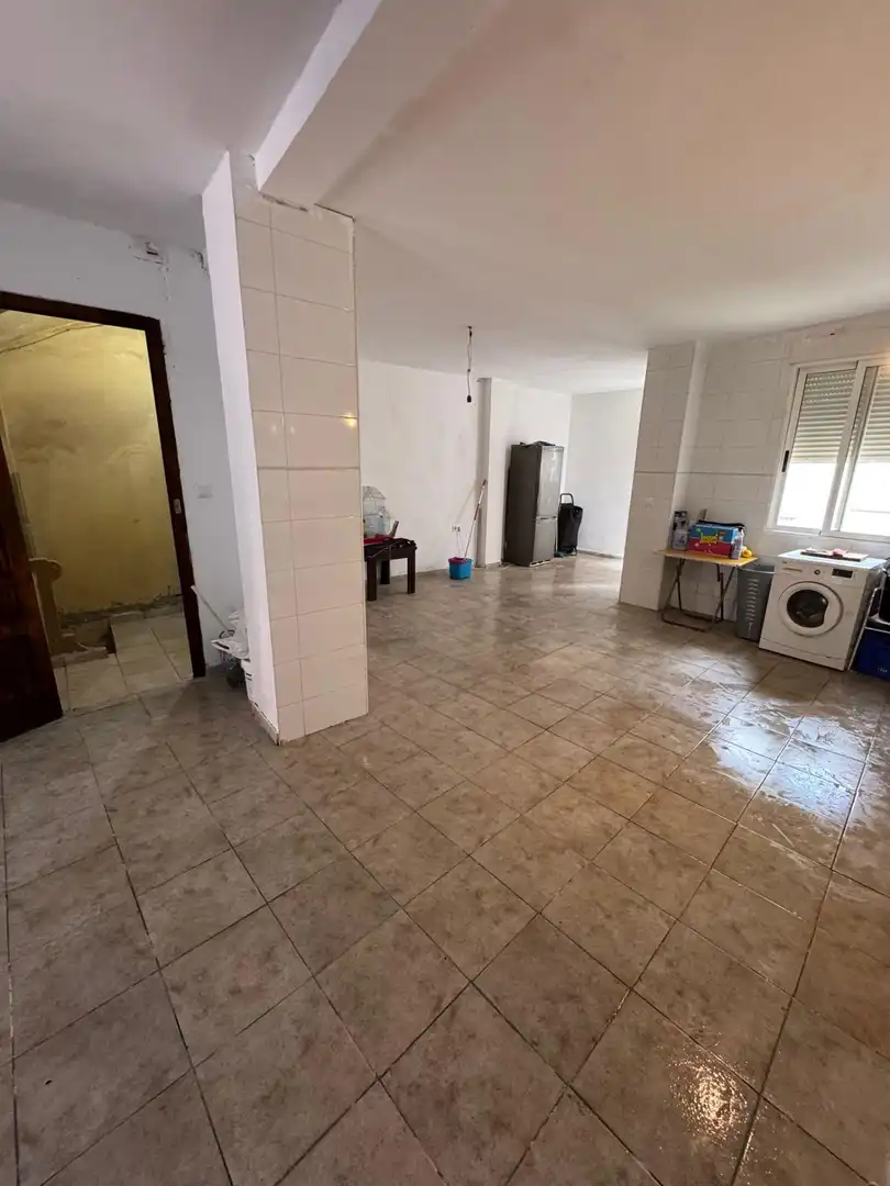 Wohnung zum Verkauf in Alzira mit Terrasse und Balkon