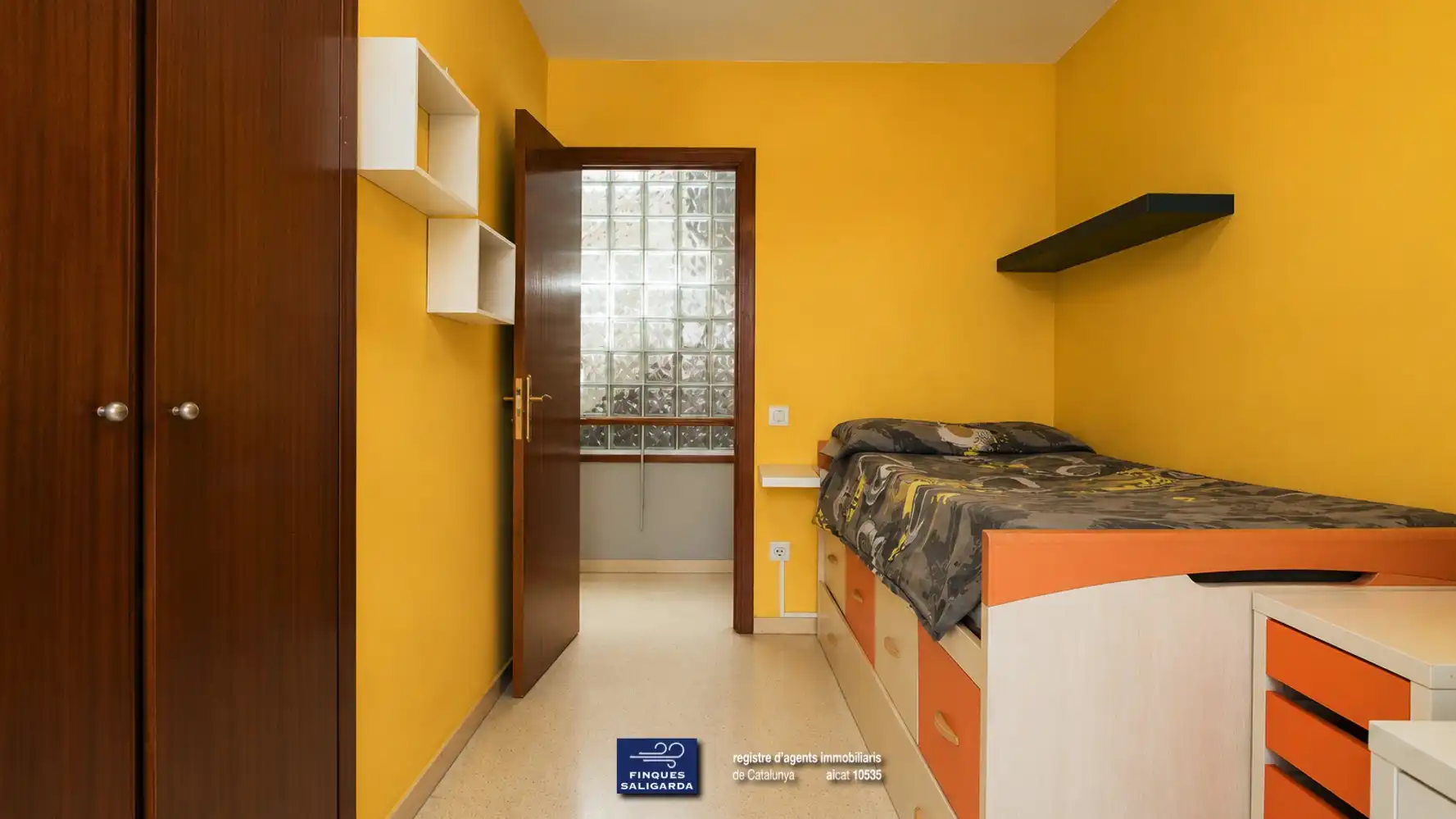 Casa adosada en venta en Parets del Vallès
