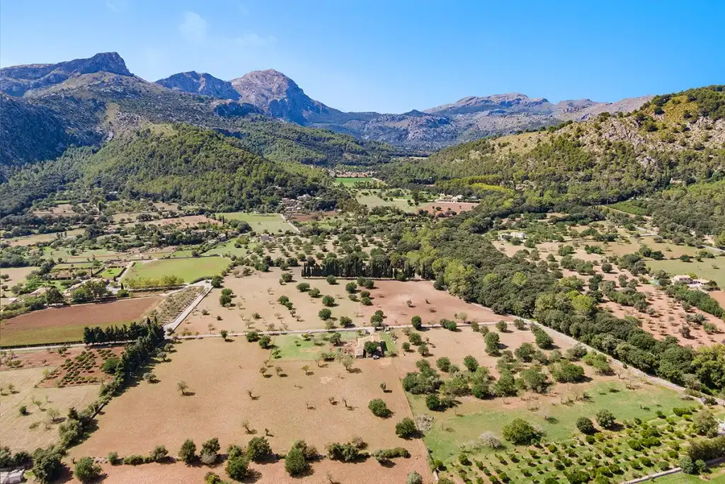 Finca rústica en venta en Pollença con Jardín privado