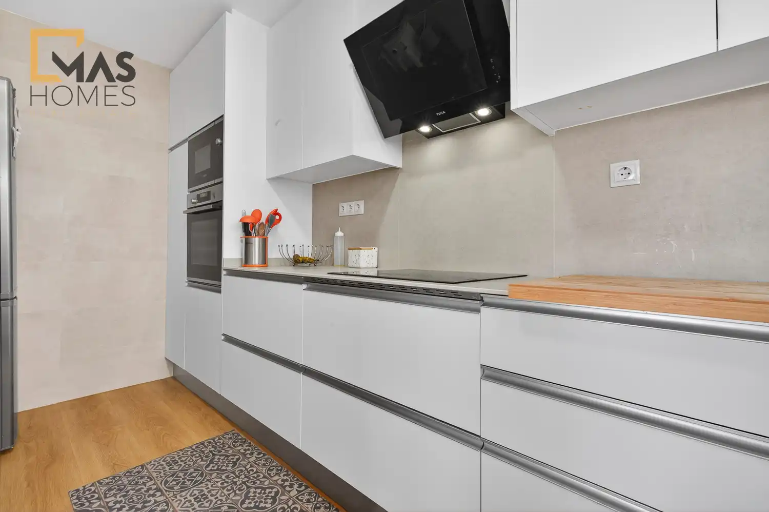 Küche von Wohnung zum Verkauf in Sabadell mit Klimaanlage, Heizung und Terrasse