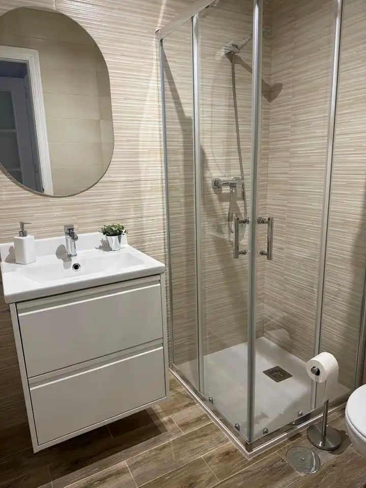 Baño de Piso de alquiler en Sanlúcar de Barrameda con Aire acondicionado y Amueblado
