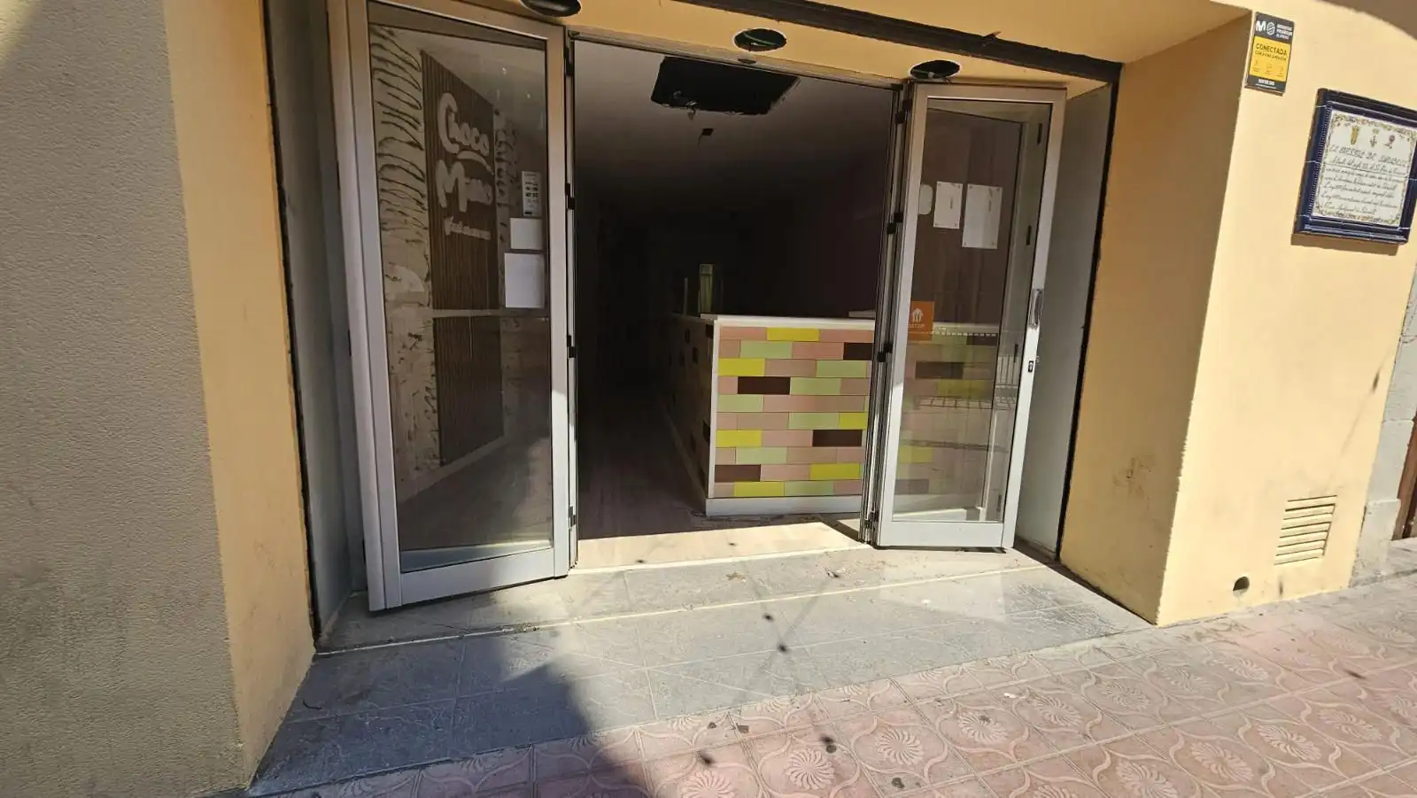 Business premises to rent in Centre - Sant Oleguer, imagen 3
