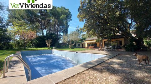 Finca con piscina y pista de tenis