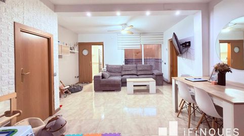 Foto 2 de Casa o xalet en venda a Les Arenes - La Grípia Can Montllor, Terrassa