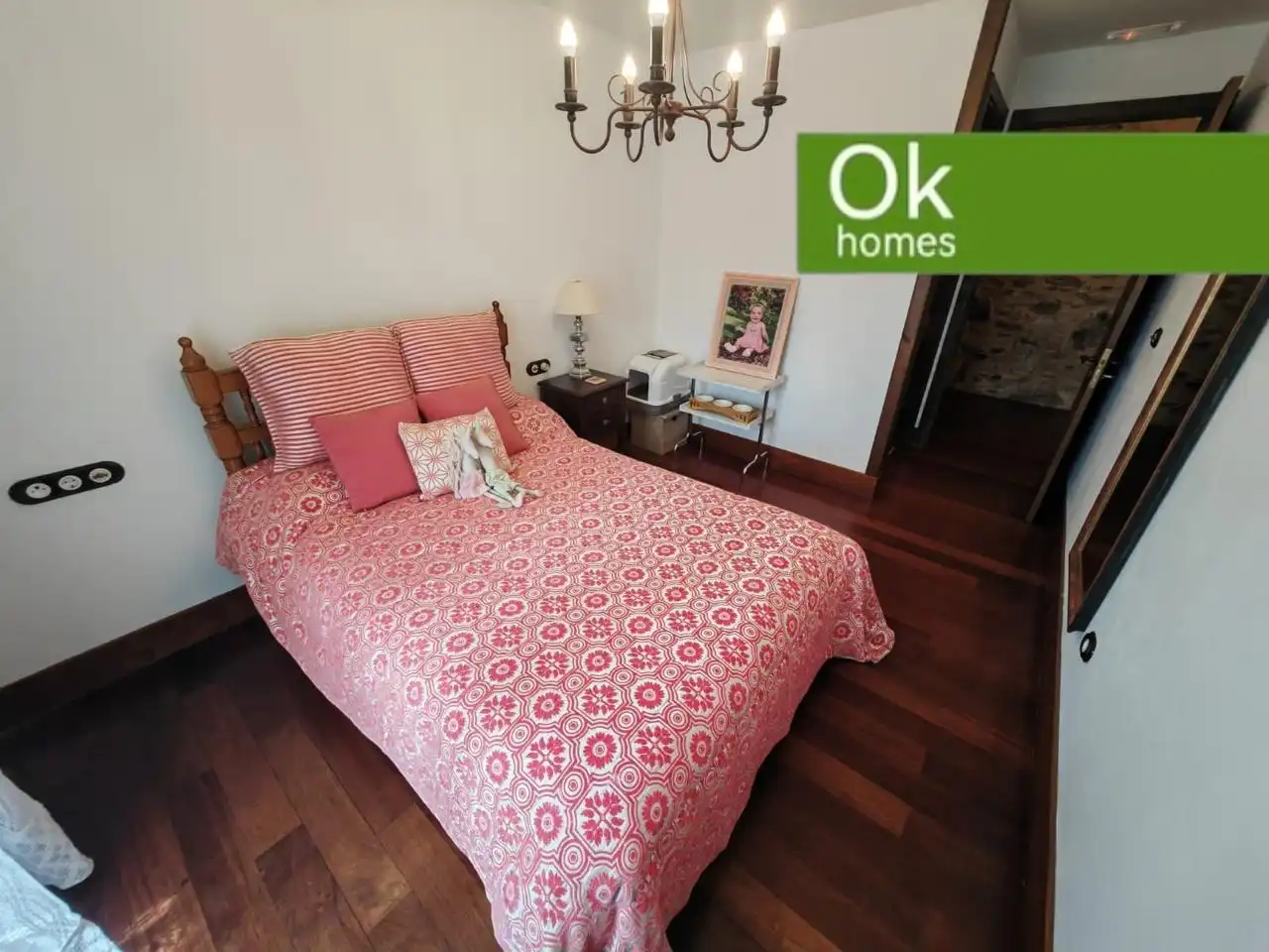 Schlafzimmer von Country house zum Verkauf in Sobrado (A Coruña) mit Heizung, Privatgarten und Parkett