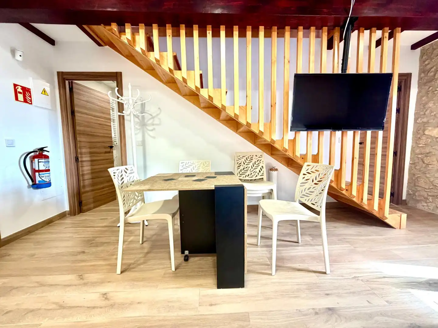 Esszimmer von Maisonette zur Miete in Miengo mit Heizung, Privatgarten und Terrasse