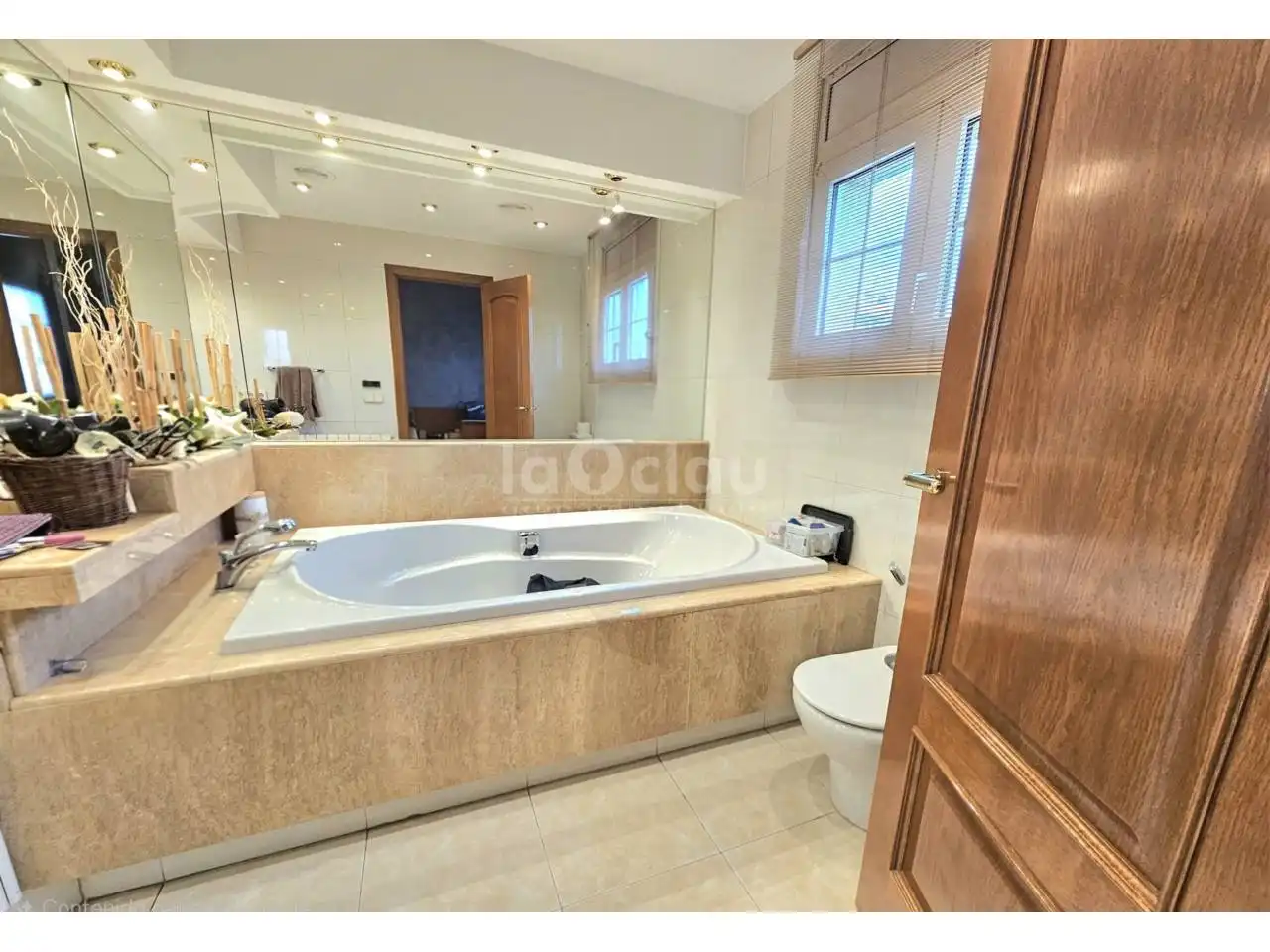 Baño de Casa adosada en venta en Vic con Calefacción y Terraza