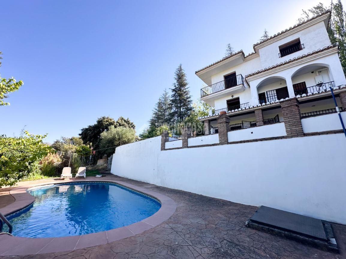 Jardí de Casa o xalet en venda en Dúdar amb Terrassa i Balcó