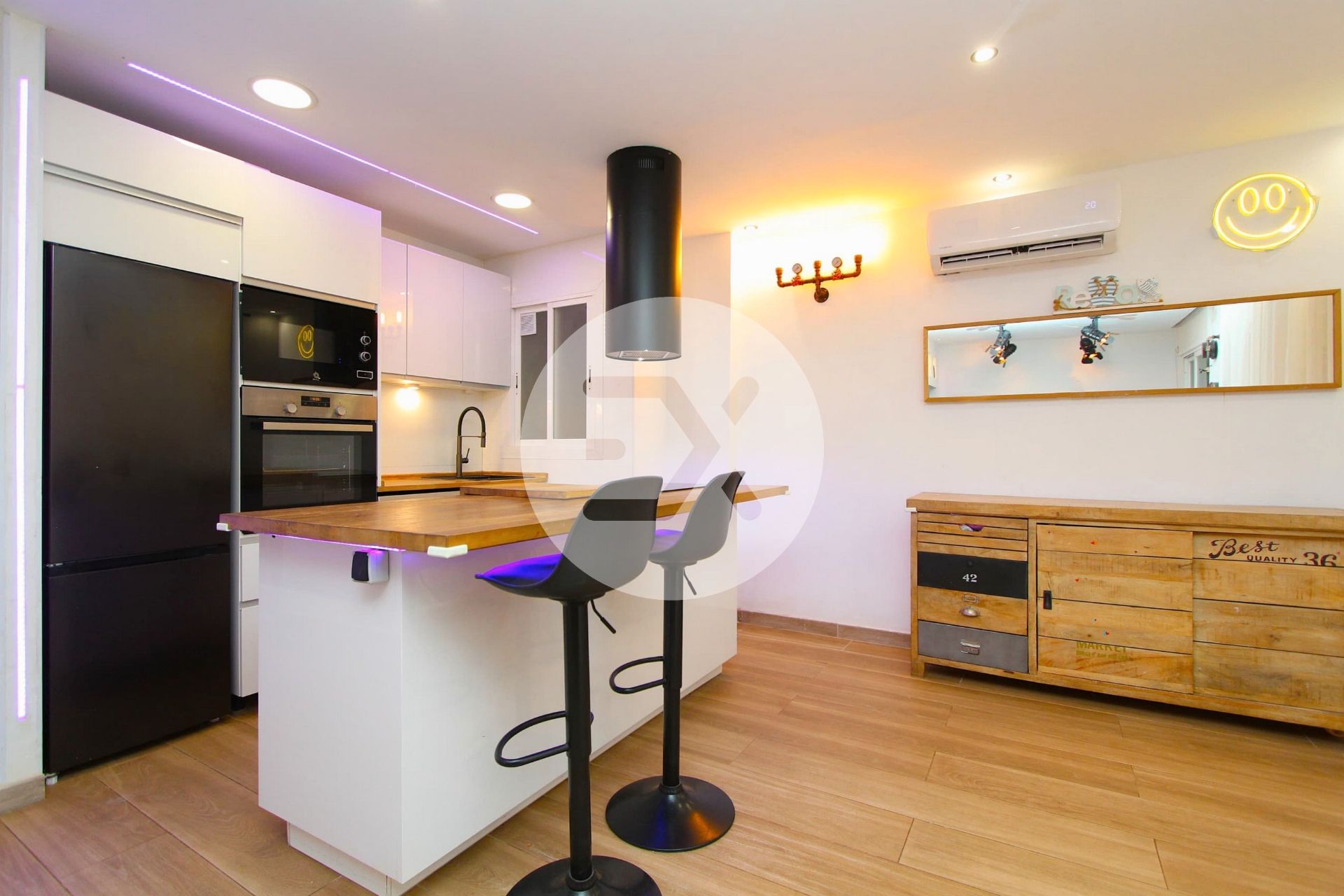 Kitchen of Apartment for sale in Castelldefels  with Terrace, Swimming Pool and Community pool