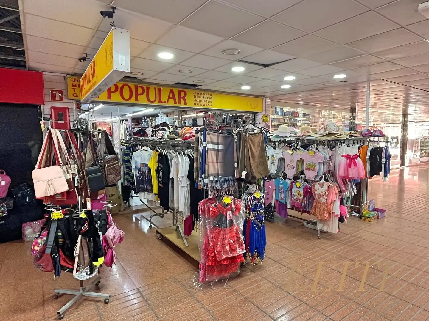 Local de alquiler en Avenida Tomás Roca Bosch, 15, Puerto Rico