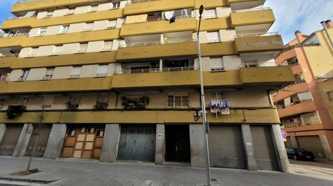 Foto 2 de Apartamento en venta en Angel Guimera, Centre, Salt
