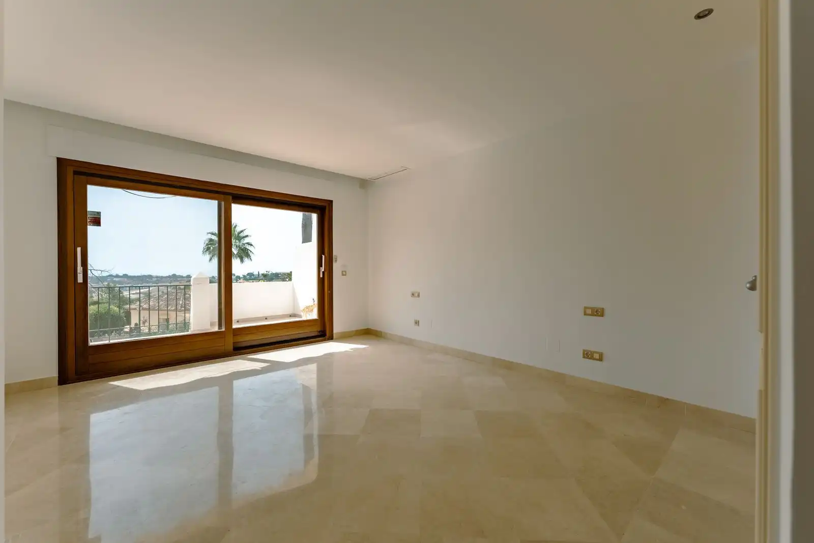 Reihenhaus mit Pool zum Verkauf in El Paraíso, imagen 23