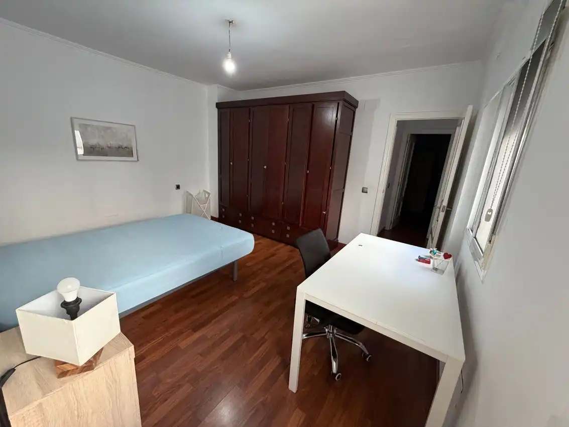 Habitación de Piso en venta en La Puebla de Cazalla con Aire acondicionado