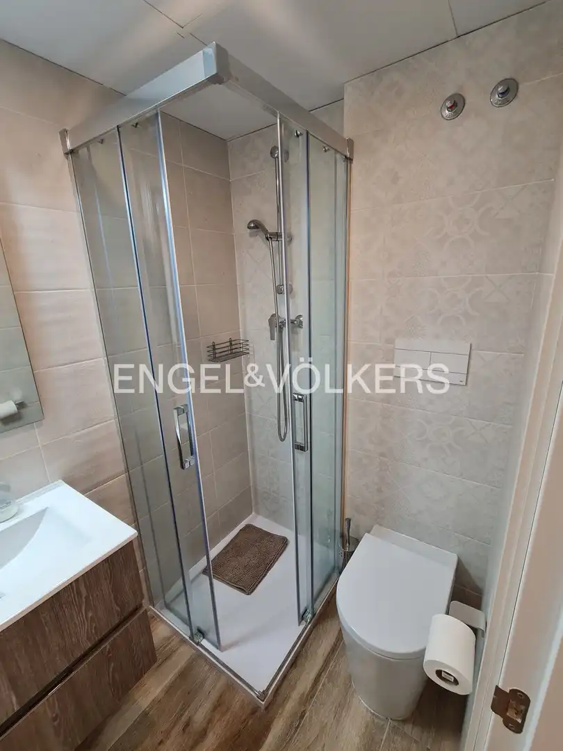 Bathroom of Flat for rent in Alboraya  with Air Conditioner, Heating and Parquet flooring