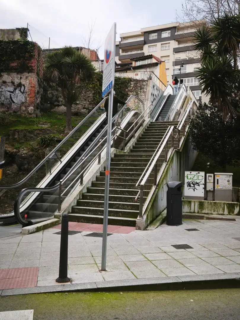 Vista exterior de Piso en venta en Santander con Calefacción y Balcón