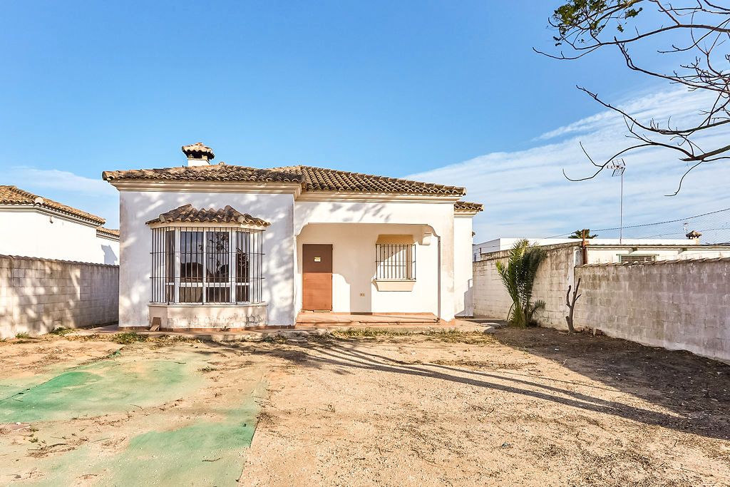 Vista exterior de Casa o xalet en venda en Chiclana de la Frontera