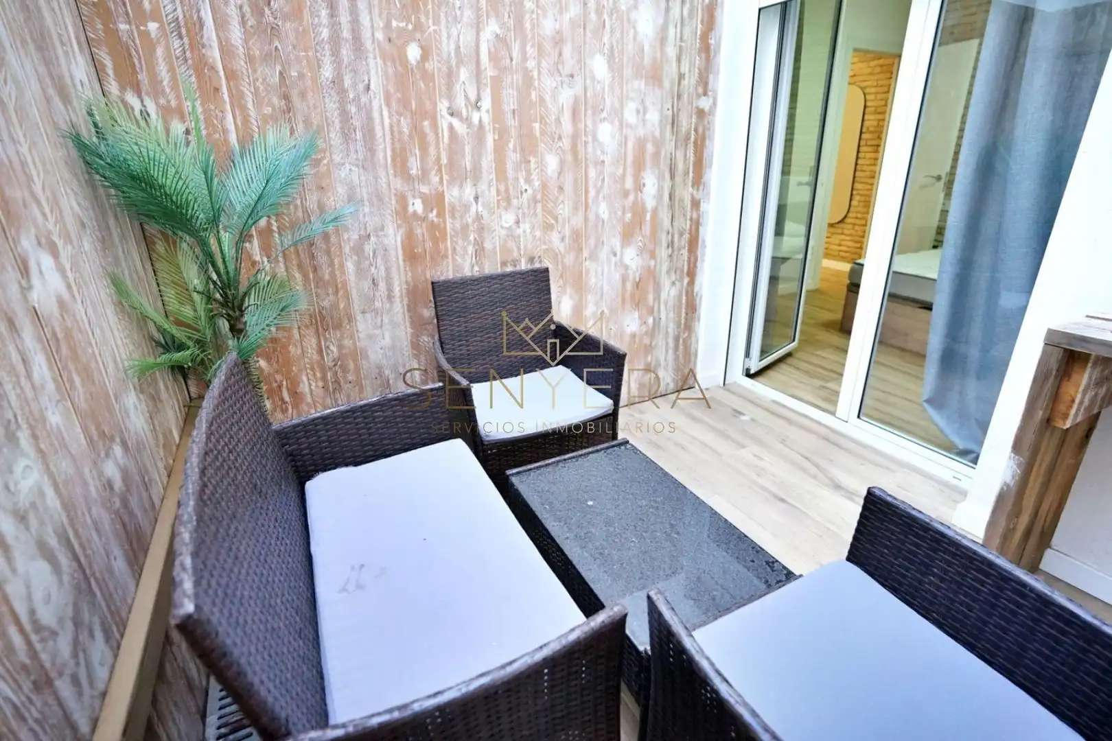 Terrasse von Erdgeschoss zum Verkauf in Valencia mit Klimaanlage und Terrasse