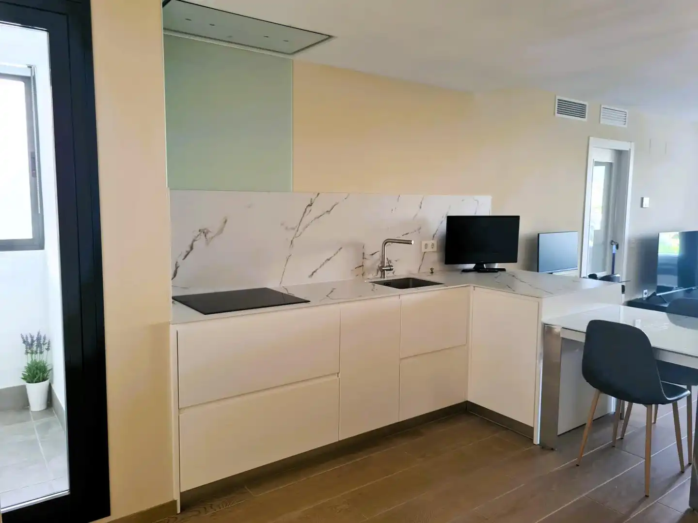 Wohnung mit Pool zum Verkauf in Caballero Bonald - San José Obrero - Guadalcacín, imagen 7