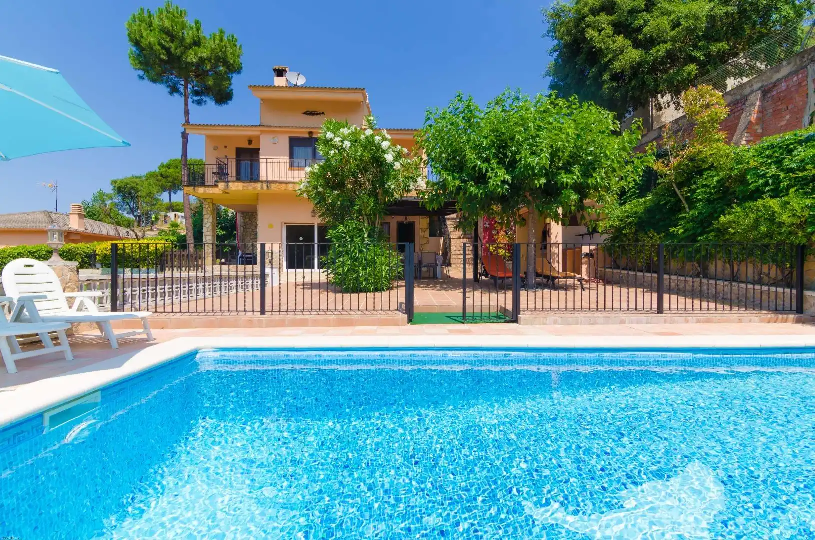 House with pool for sale in Montbarbat, imagen 4