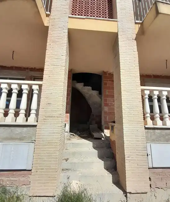 Gebäude zum Verkauf in Orihuela