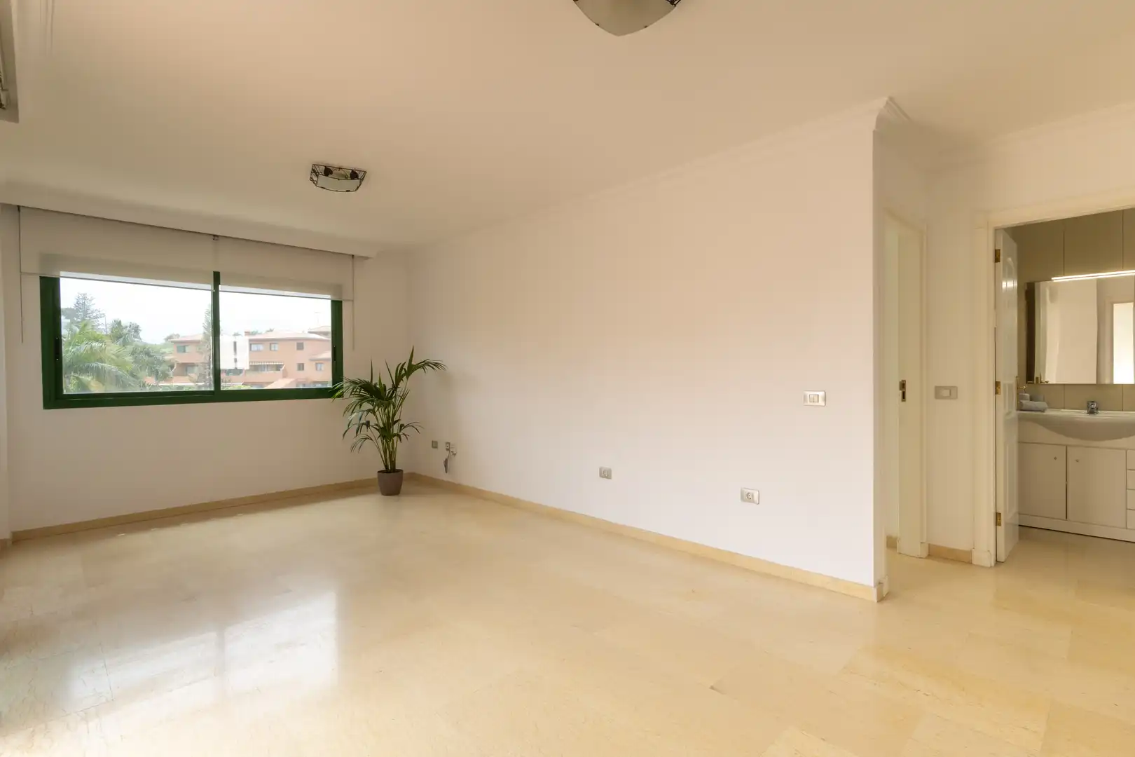 Sala de estar de Ático en venta en Puerto de la Cruz con Aire acondicionado, Jardín privado y Terraza