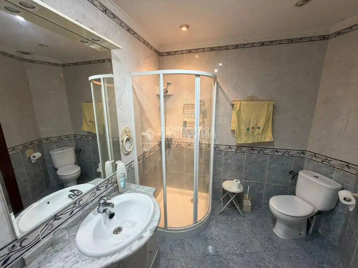 Baño de Piso en venta en Getafe con Aire acondicionado, Calefacción y Trastero