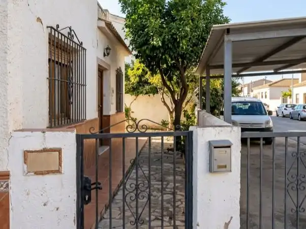 Vista exterior de Casa o xalet en venda en Crevillent, Alicante
