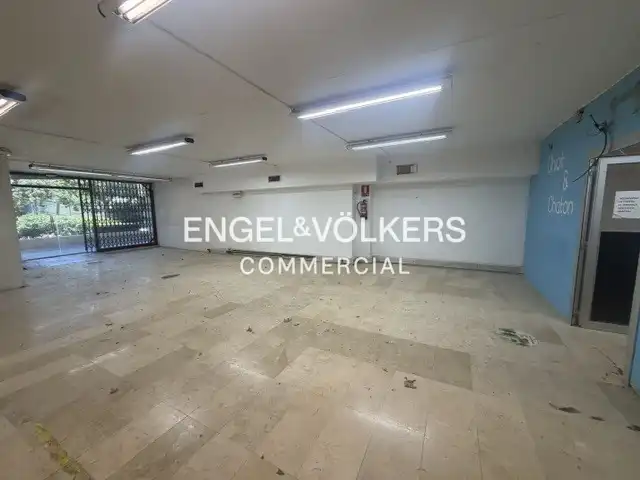 Büro zum Verkauf in Esplugues de Llobregat