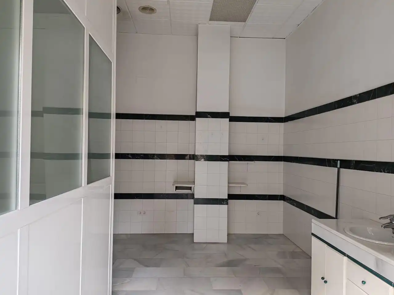 Local comercial de lloguer a Poniente-Sur, imagen 5