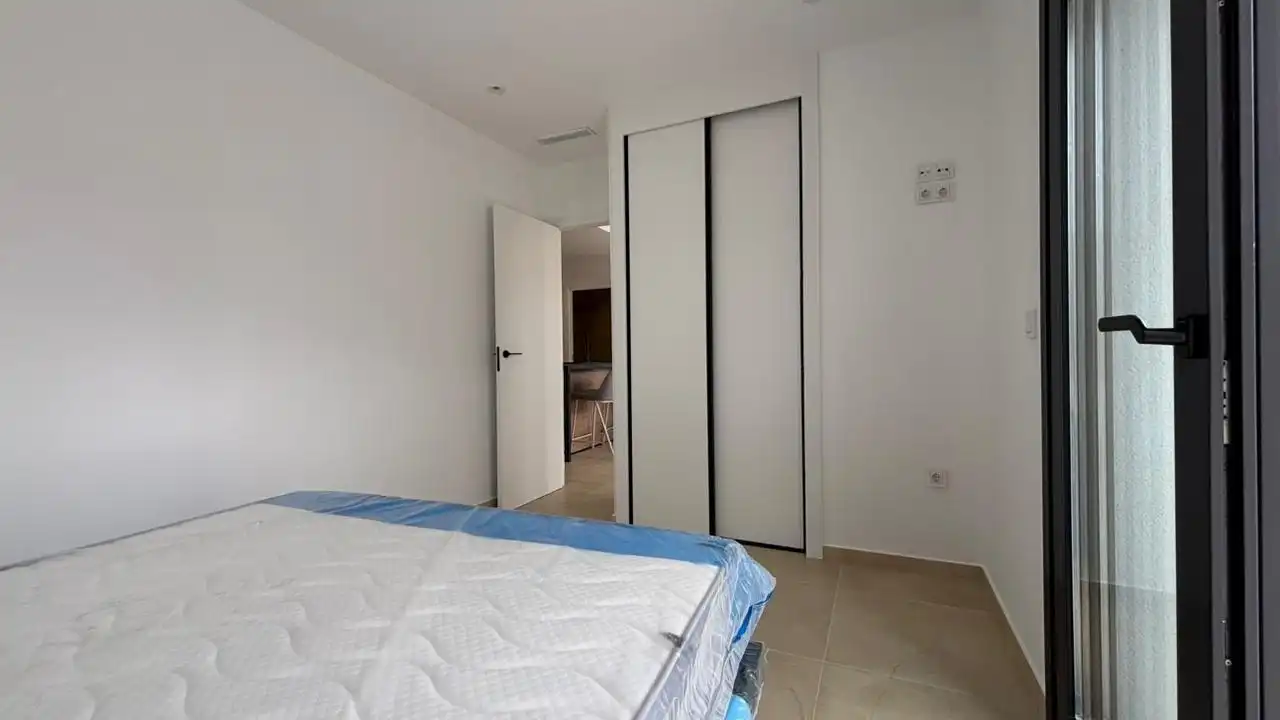 Habitación de Casa o chalet de alquiler en Finestrat con Aire acondicionado, Jardín privado y Piscina