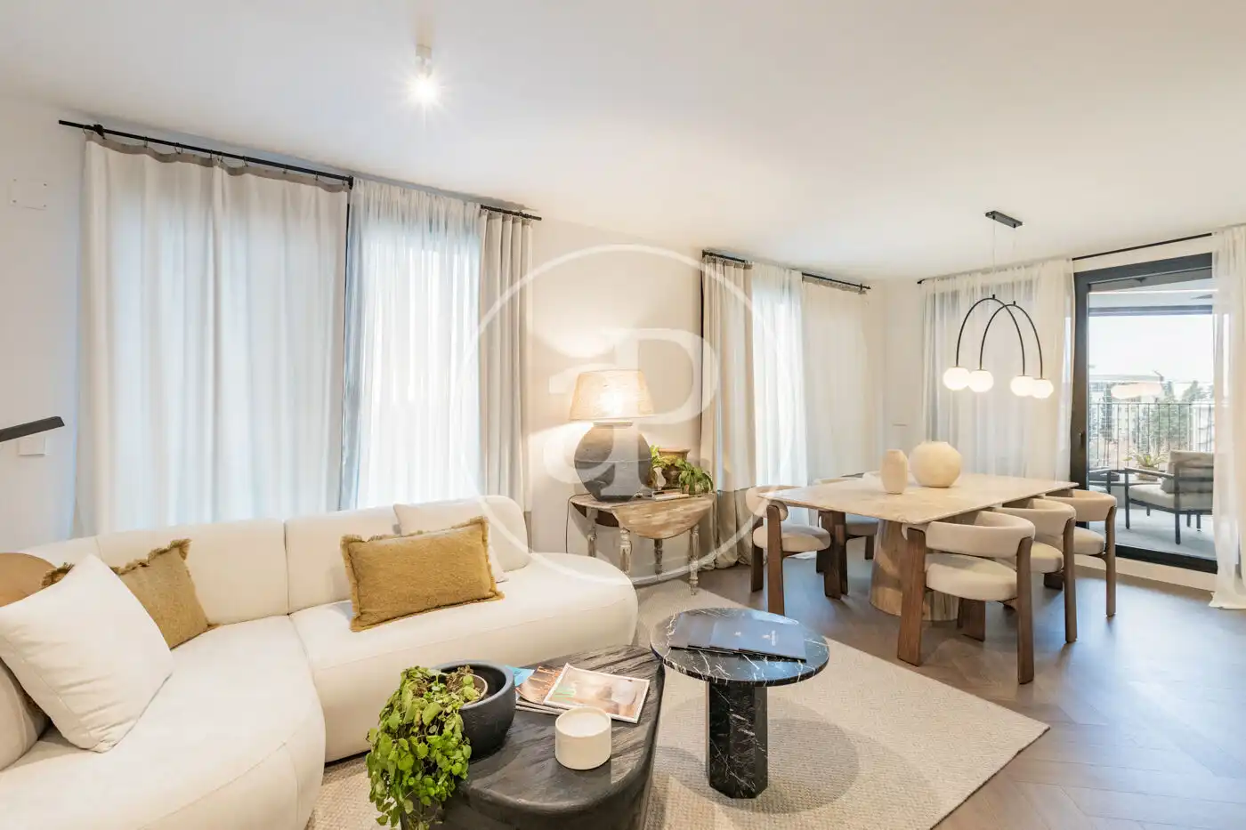 Living room of Attic for sale in Ciudad Lineal