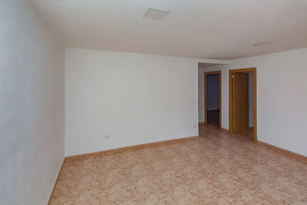 Flat for sale in C/ Rey Saud, imagen 2