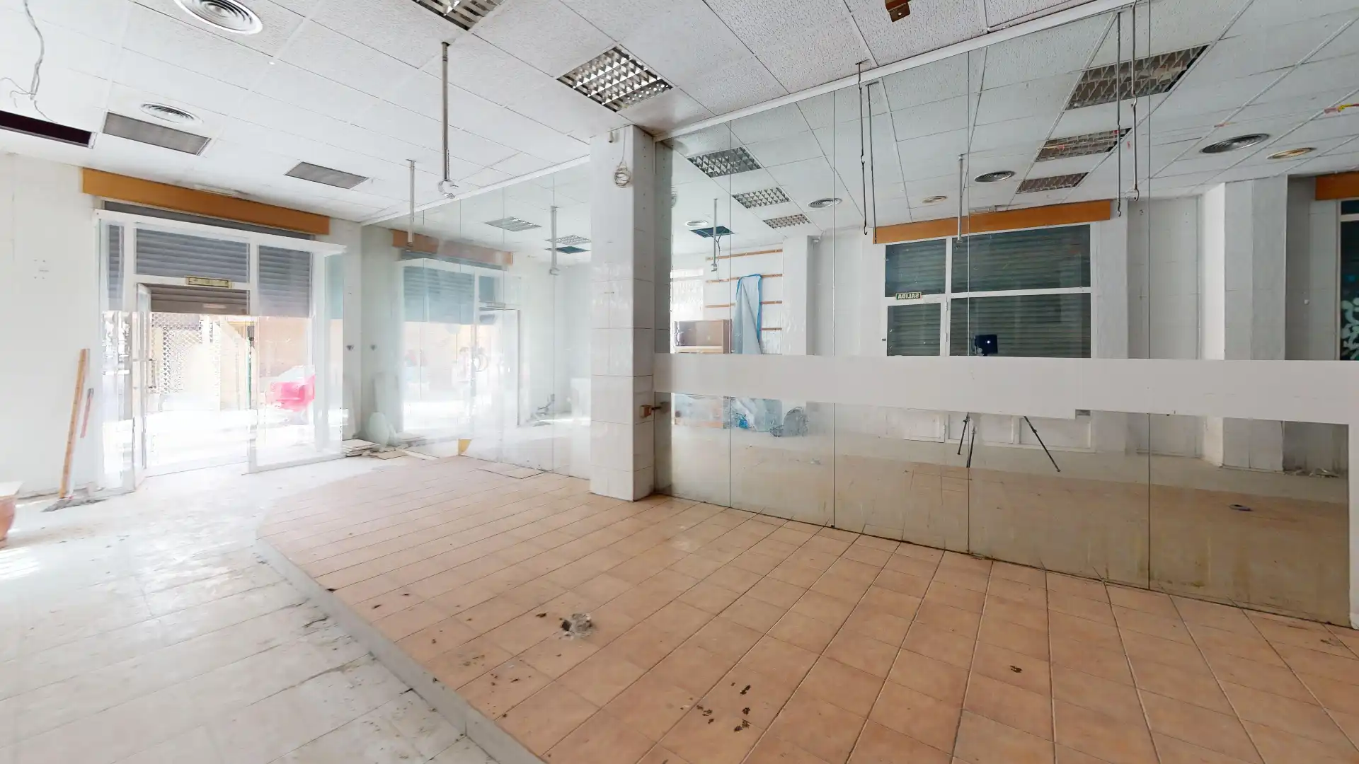 Local comercial en venda a Calle Clementes 2, imagen 4