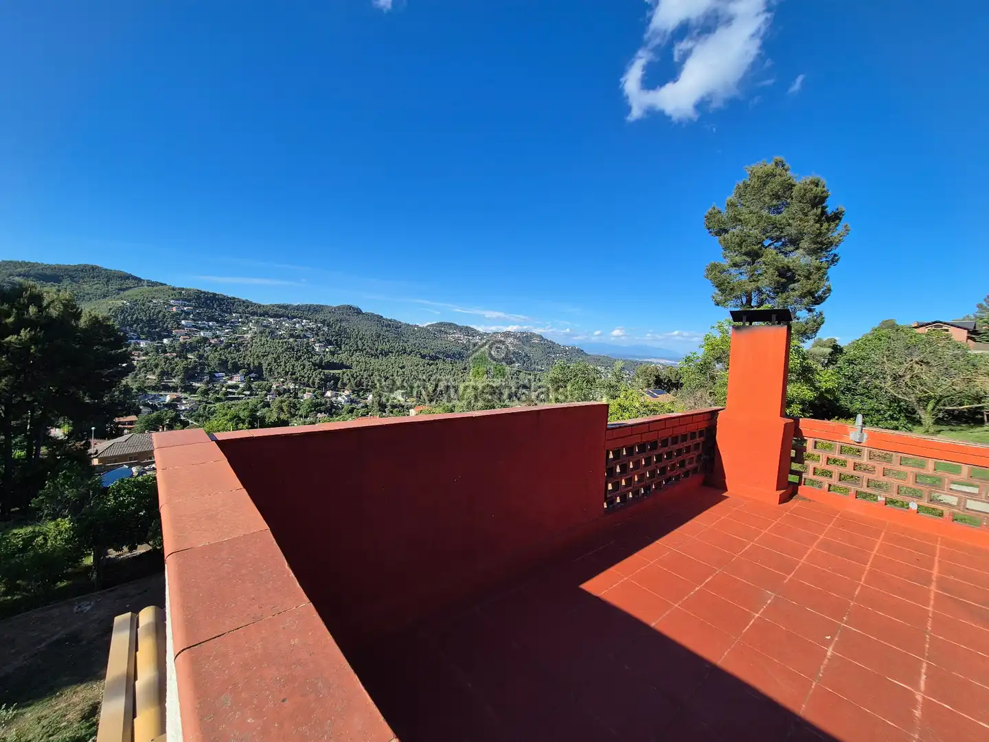 Terraza de Casa o chalet en venta en Corbera de Llobregat con Calefacción, Jardín privado y Parquet
