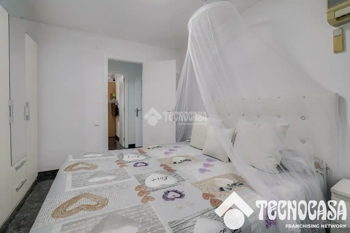 Habitación de Piso en venta en Gavà con Aire acondicionado, Calefacción y Terraza