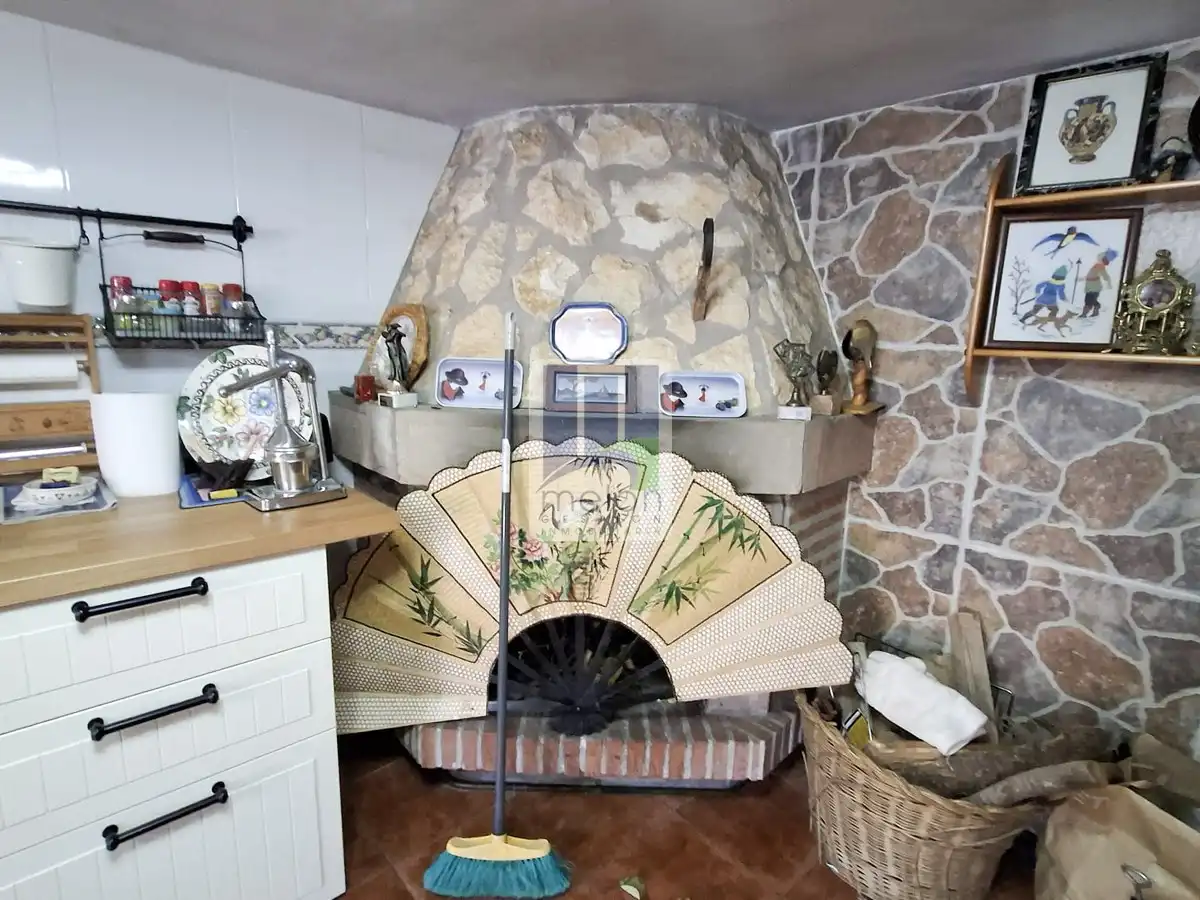 Kitchen of Houses for sale in Carcedo de Burgos  with Storage room
