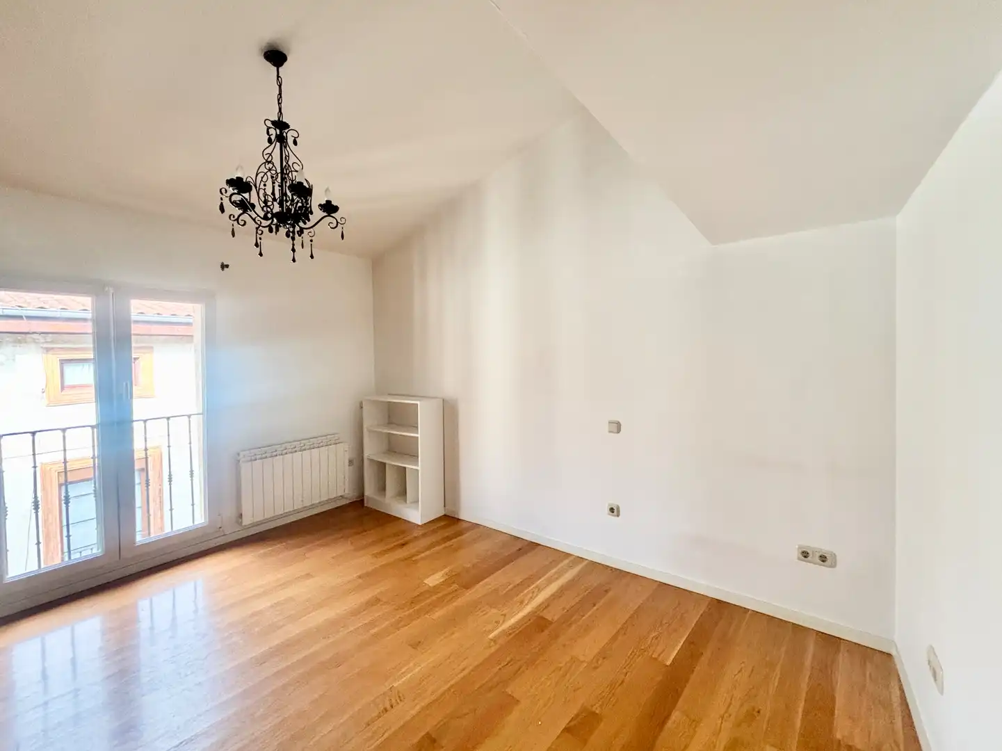 Sala de estar de Ático de alquiler con opción a compra en Ordizia con Calefacción, Parquet y Horno